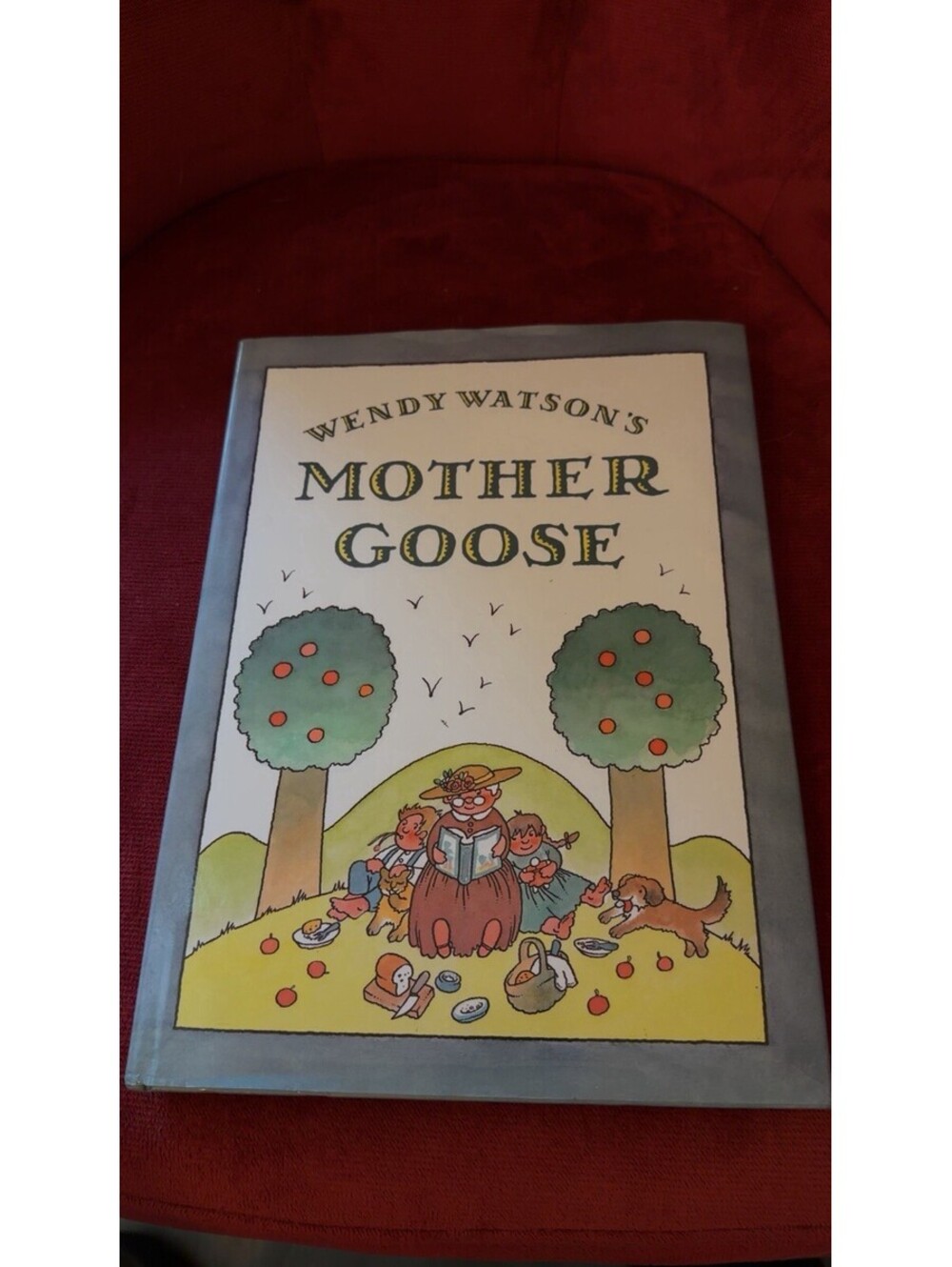 Wendy Watson Wendy Watson's Mother Goose HC Illustrated w/ Dust Jacket 1989